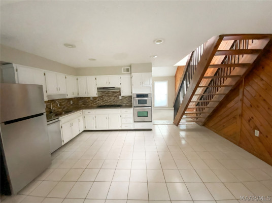 1221 Dalraida Road