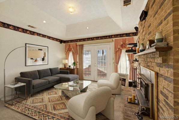 822 County Road 1 . S