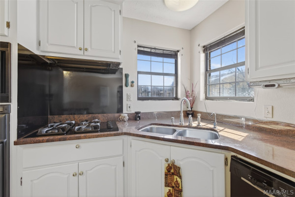 822 County Road 1 . S