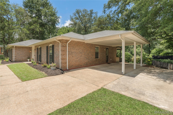 4413 Donovan Drive