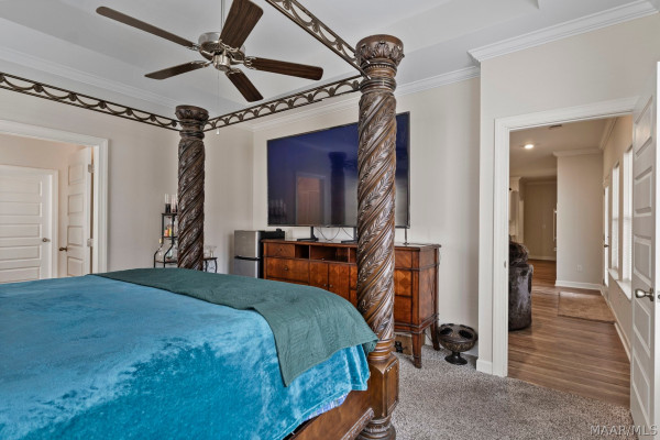 1716 Windsor Hill Lane