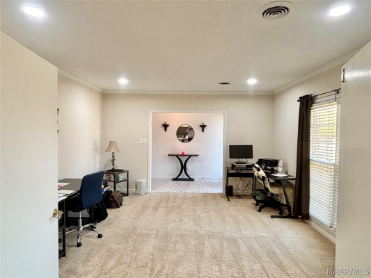 447 Arrowhead Drive