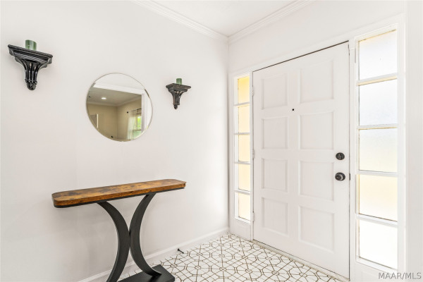 447 Arrowhead Drive