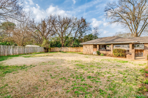 3890 Beardsley Drive