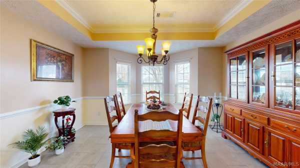 610 Linden Lane