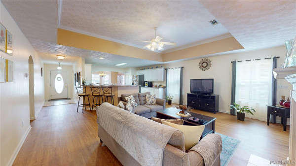 610 Linden Lane