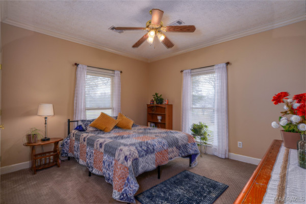 705 YELLOWSTONE Drive