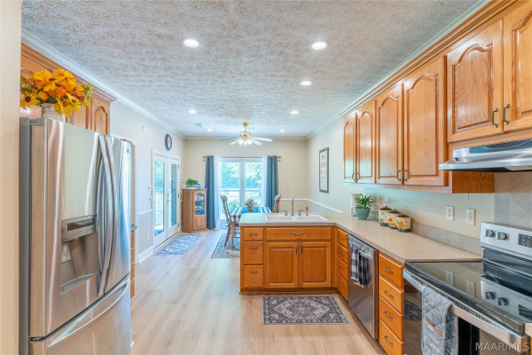 705 YELLOWSTONE Drive