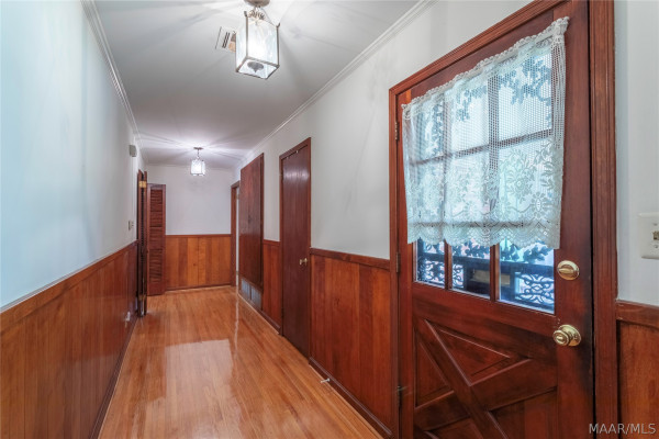 3706 Princess Ann Street