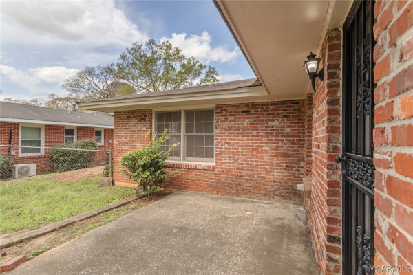 3706 Princess Ann Street