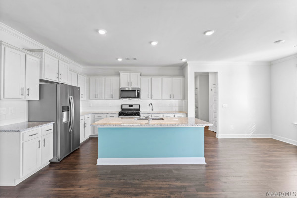 2245 Crossroads Pass