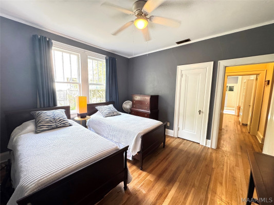 350 Winthrop Court