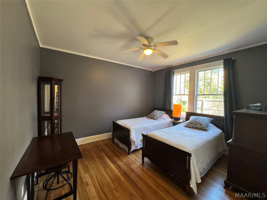 350 Winthrop Court