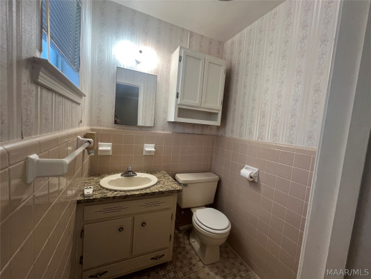 2924 Fernway Drive