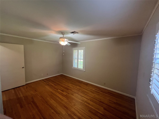 2924 Fernway Drive