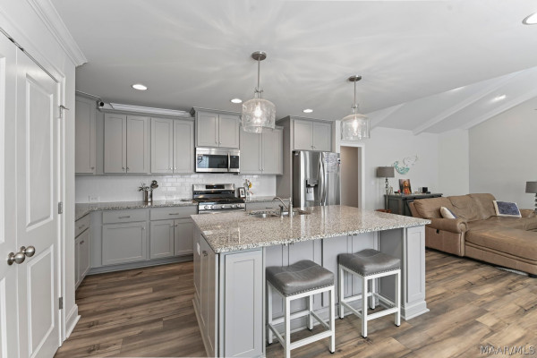 380 Crushing Heights