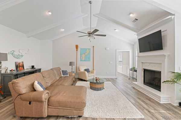 380 Crushing Heights