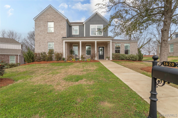 1620 Rosemary Park