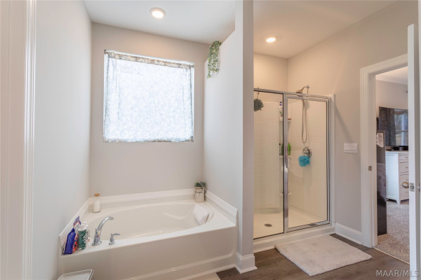 1620 Rosemary Park