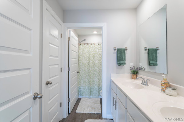 1620 Rosemary Park