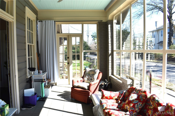 1287 S Lawrence Street