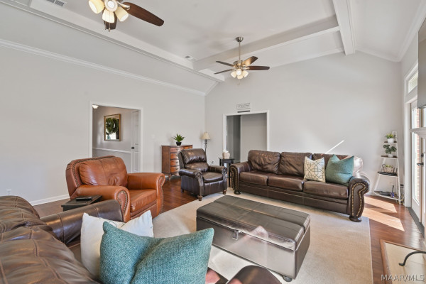 9430 HUNTINGDON Court