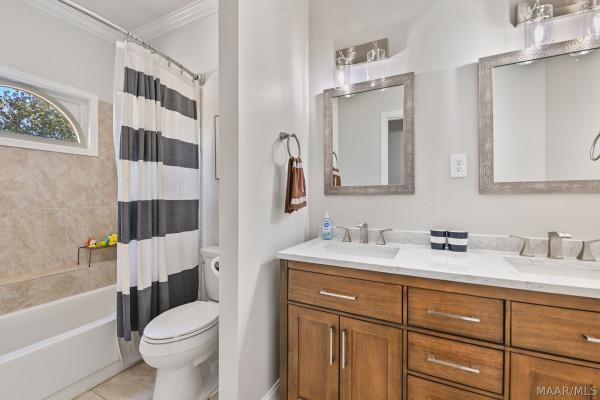 9430 HUNTINGDON Court