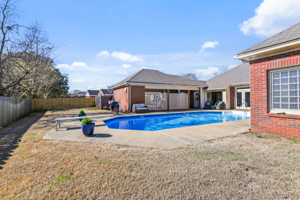 9430 HUNTINGDON Court