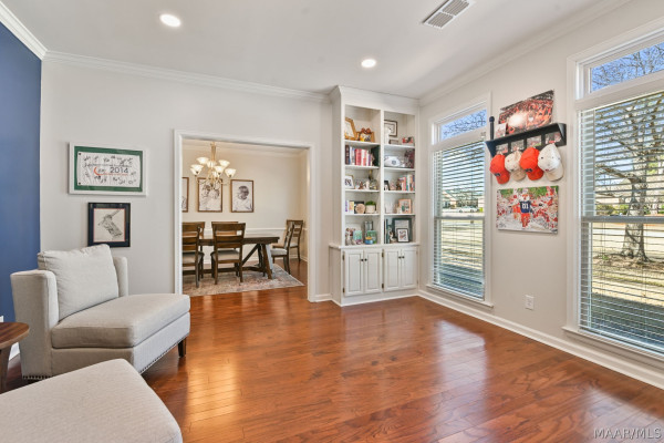 9430 HUNTINGDON Court