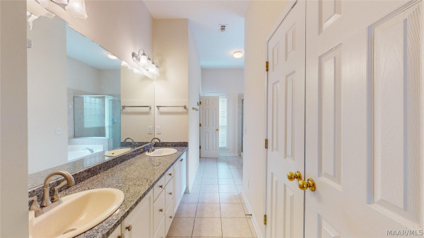 1125 AUTUMN RIDGE Road