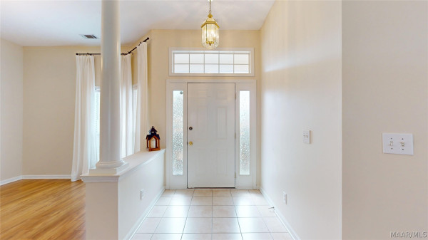 1125 AUTUMN RIDGE Road