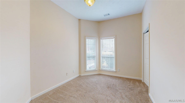 1125 AUTUMN RIDGE Road