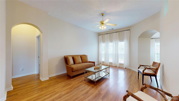 1125 AUTUMN RIDGE Road