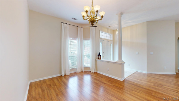 1125 AUTUMN RIDGE Road