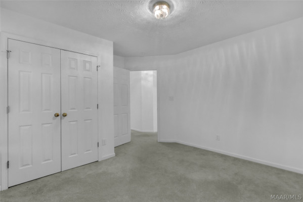 1018 AUTUMN RIDGE Road