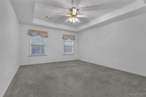 1018 AUTUMN RIDGE Road