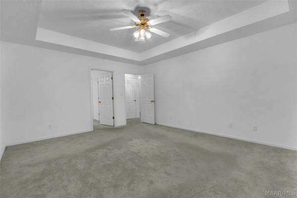 1018 AUTUMN RIDGE Road