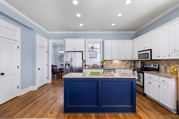 84 BRIGHT SPOT Street