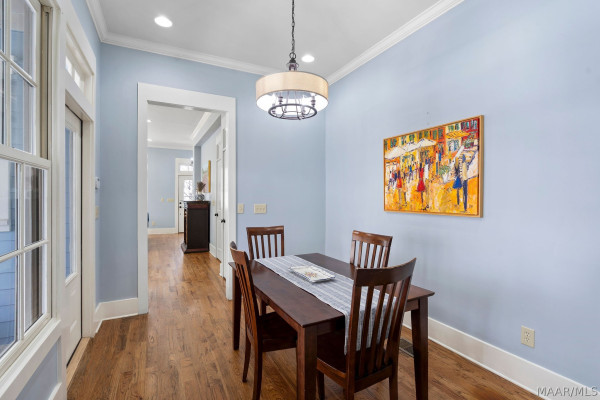 84 BRIGHT SPOT Street