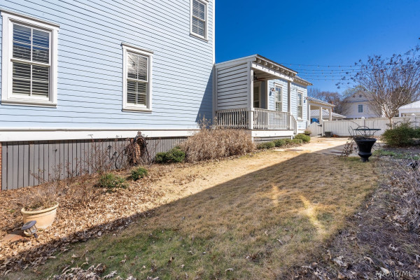 84 BRIGHT SPOT Street