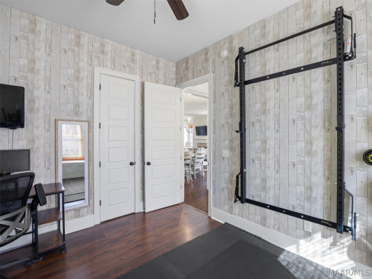 87 Double Oak Avenue