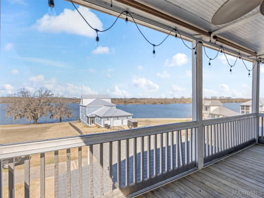 87 Double Oak Avenue