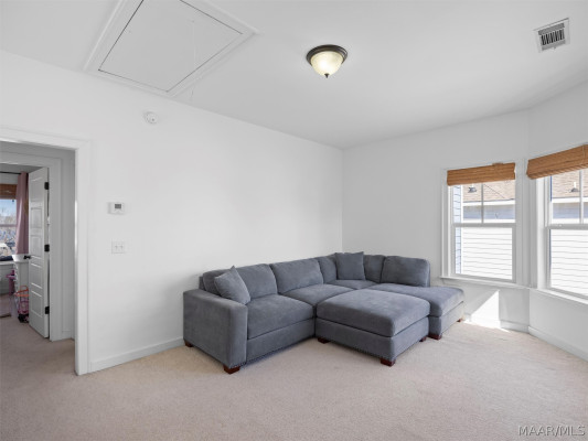 87 Double Oak Avenue