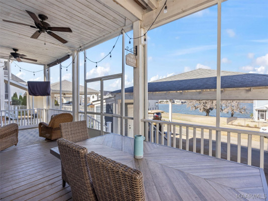 87 Double Oak Avenue