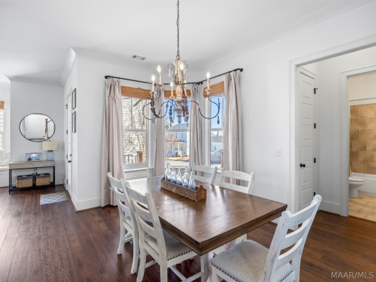 87 Double Oak Avenue