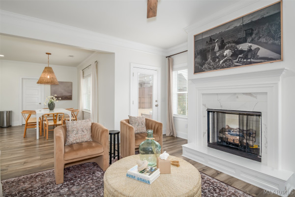 1286 Charleston Drive