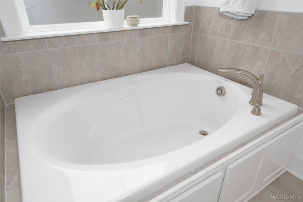 1286 Charleston Drive