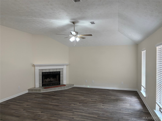 140 LAUREL HILL Drive