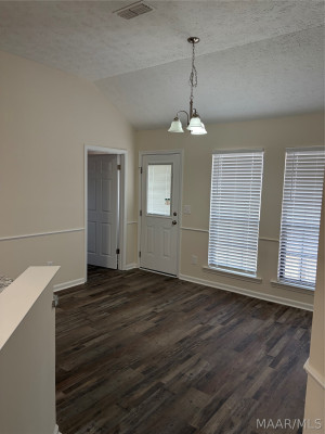 140 LAUREL HILL Drive