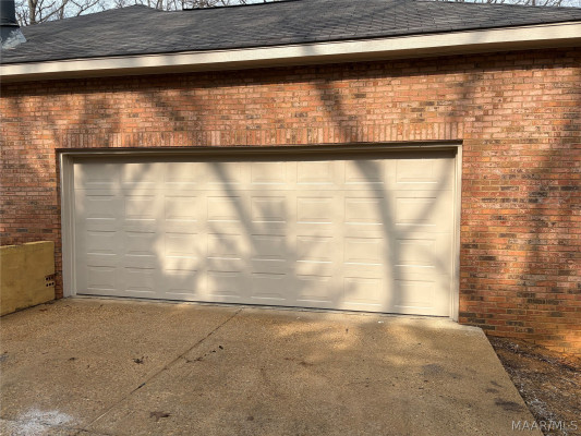 140 LAUREL HILL Drive